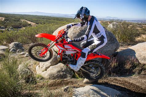 2022 Beta 300 RR Review .